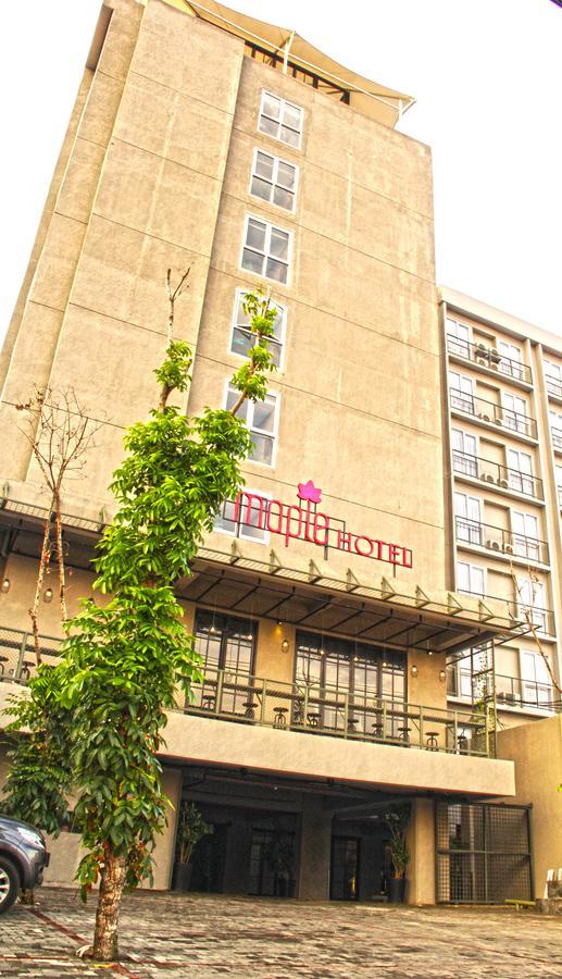 Maple Hotel Grogol Jakarta Exterior foto